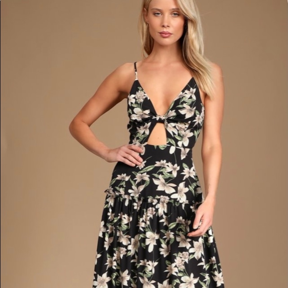 Blooms of Paradise Black Floral Print Sleeveless Maxi Dress